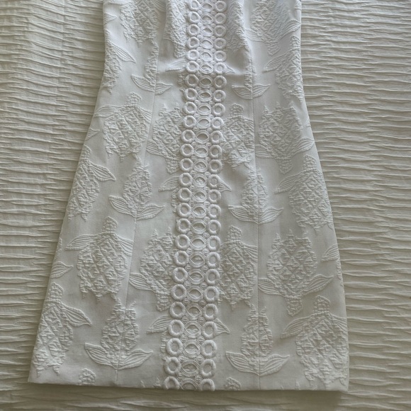 Lilly Pulitzer White Shift Dress. NWT - Picture 3 of 5